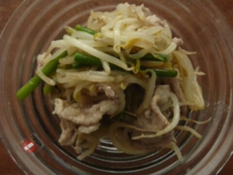 丸鶏がらスープで もやしと豚肉の炒め レシピ 作り方 By Kumiko3 楽天レシピ 丸鶏がらスープで もやしと豚肉の炒め レシピ 作り方 By Kumiko3 楽天レシピ